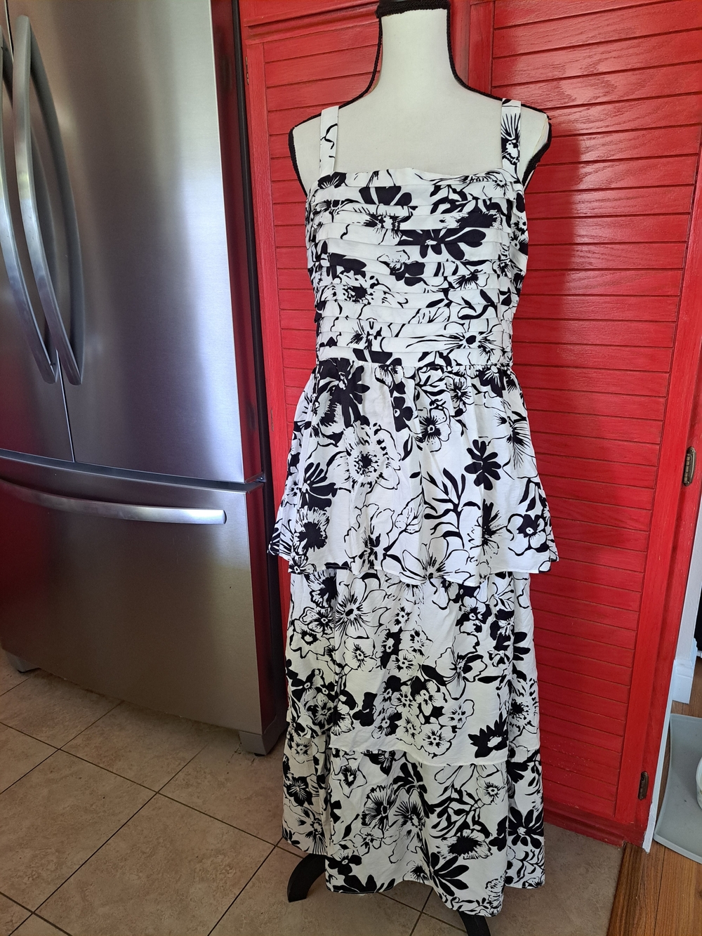 Abercrombie Fitch XLP black White Floral Summer Maxi Dress Tiered Skirt